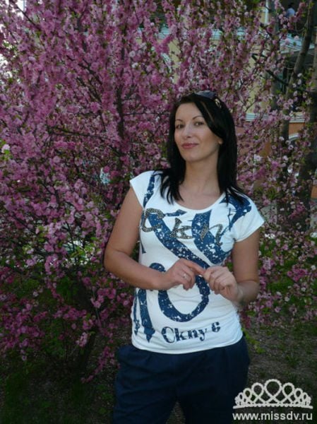 2013’s Exotic Participants of “Miss Internet of the Far East”