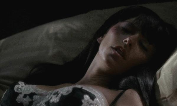 The Hottest GIFs of Jennifer Love Hewitt Ever