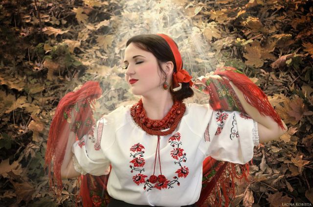 Beautiful Slavic Girls in Traditional Outfits