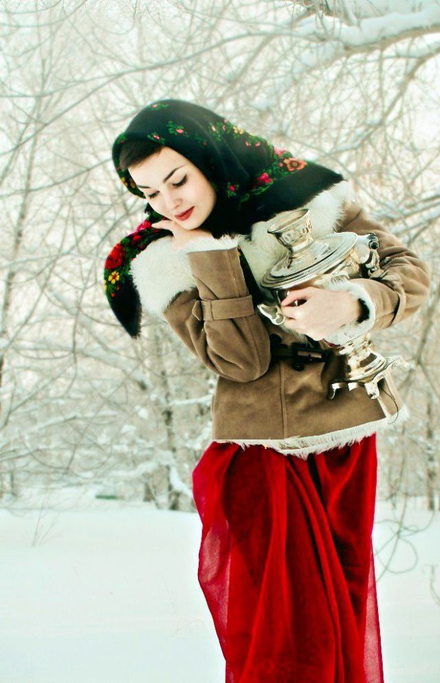 Beautiful Slavic Girls in Traditional Outfits