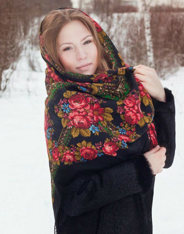 Beautiful Slavic Girls in Traditional Outfits