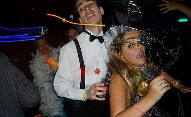 Painfully Awkward Nightclub Photos. Part 2