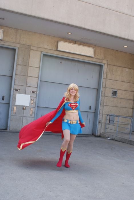 Cute Girls in Sexy Supergirl Costumes