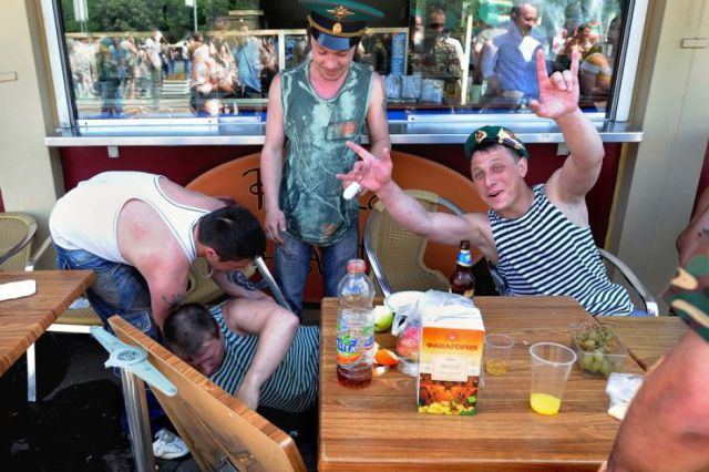Hilarious Drunk and Wasted People. Part 16