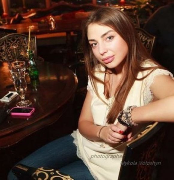 Ukraine Nightclub Girls Have the Same Sense of Style