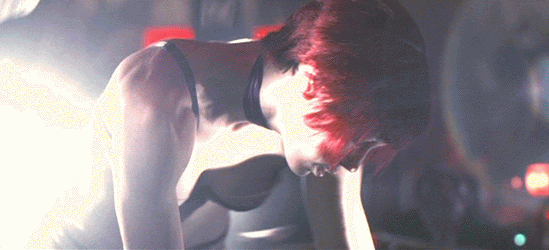 Jessica Biel’s Sexiest Shots as Animated GIFs