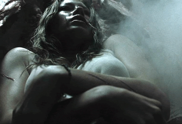 Jessica Biel’s Sexiest Shots as Animated GIFs