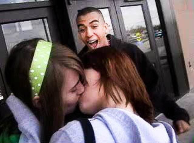 Classic Photobombs of Drunk Girls Kissing Each Other