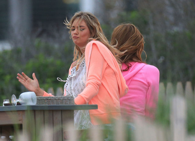 Kate Upton Nearly Loses Control of Her Boobs