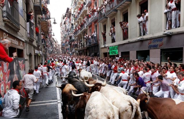 Spanish Bull Racing Ends in Injury