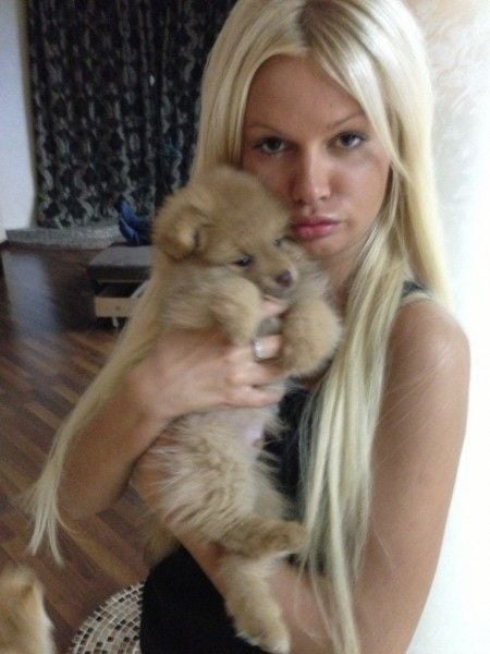 This Girl Never Closes Her Mouth