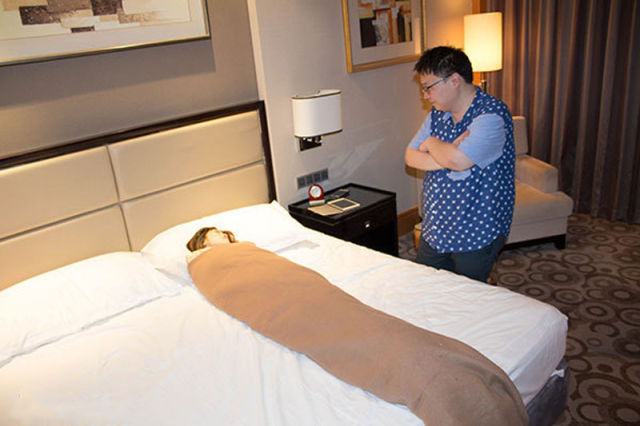 This Is One Way to Get Revenge on a Geeky Gamer