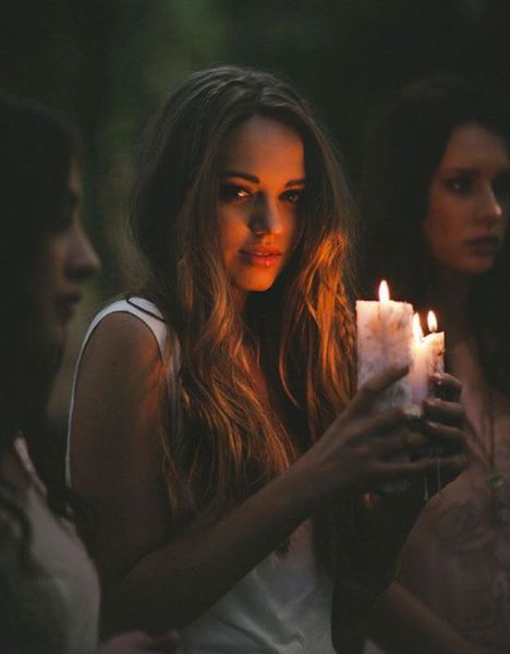 Pretty Girls That Make the World a Little More Beautiful