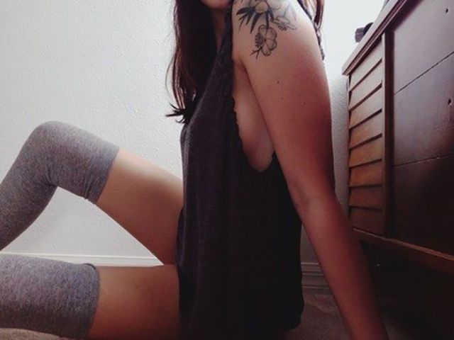 Beautiful Girls Make Knee High Socks Look Hot
