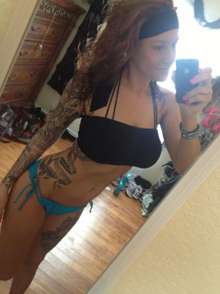 Hot Ladies Who Like Their Ink