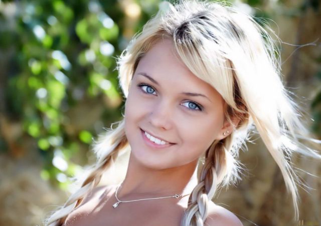 The Gorgeous Girls Make Everything Worthwhile