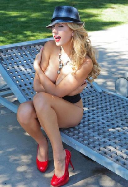 Charlie Sheen’s Porn Star Fiancé Brett Rossi