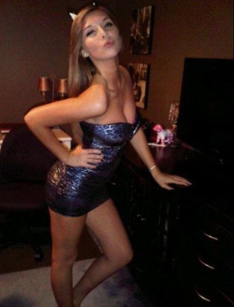 Tight Dresses Hug These Figures in All the Right Places