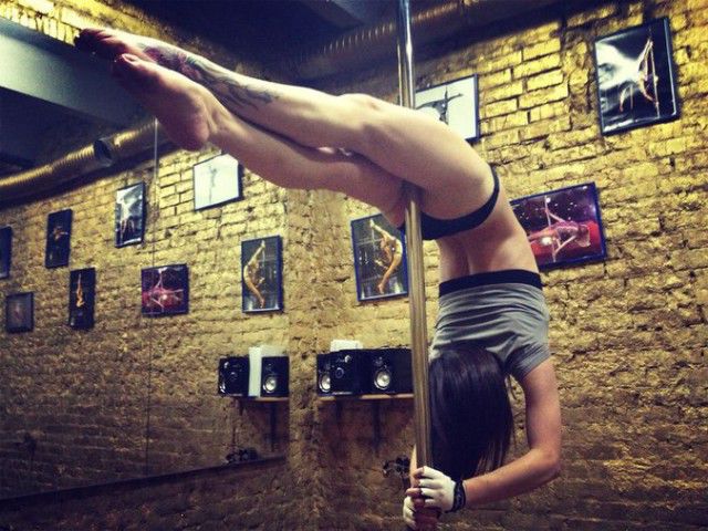 Pole Dancing Girls are Both Fit and Sexy
