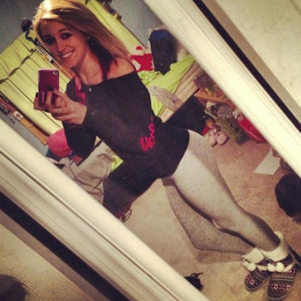 Girls Look Yummier in Yoga Pants