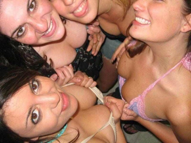 girls take a trip to the wild side 25 pics 1.html - 25 HD Photos | Premium Gallery 2014