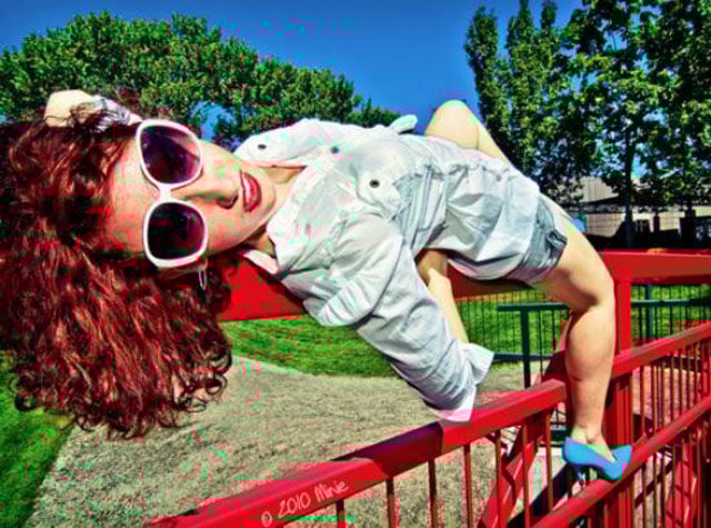 Models Posing in Really Uncomfortable Positions