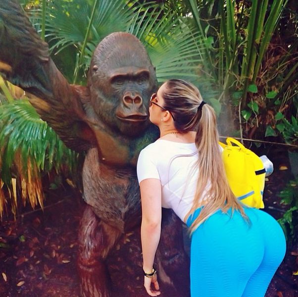 Yoga Pants Leave Nothing to the Imagination