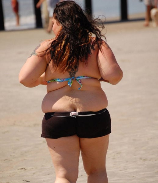 These Ladies Make the Most of Their Muffin-Tops