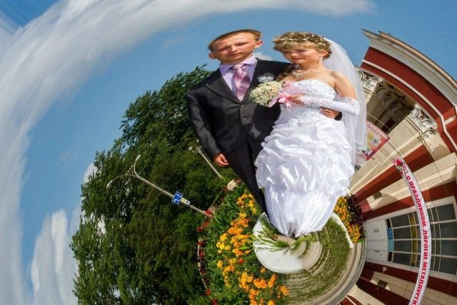Ridiculous and Funny Wedding Photos