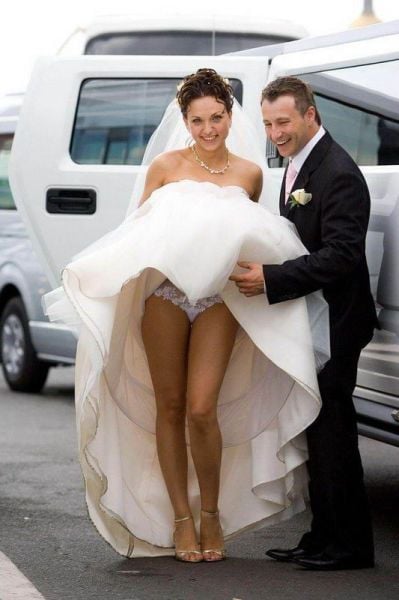 Ridiculous and Funny Wedding Photos