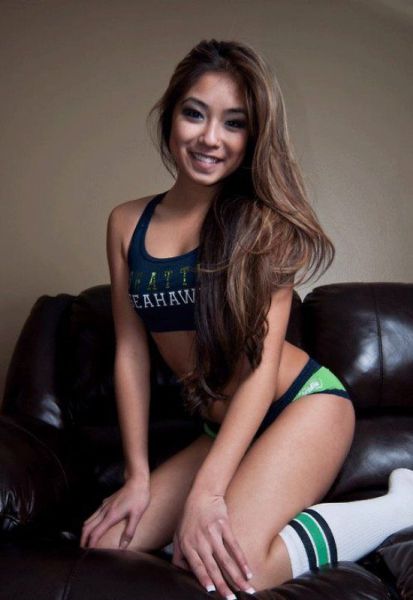 Pretty and Petite Asian Girls