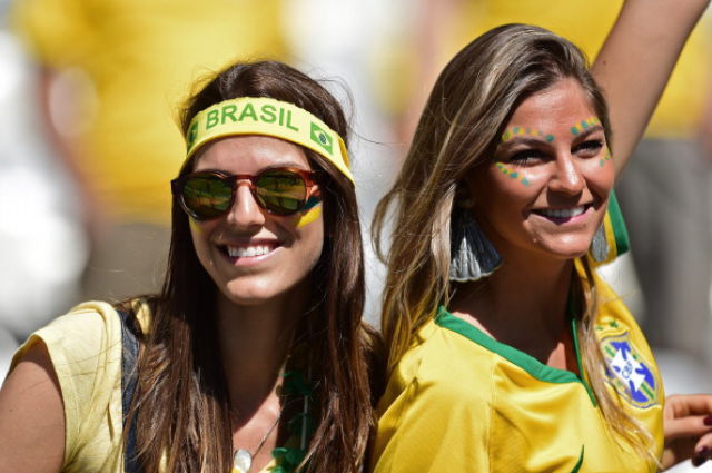 2014’s Hottest World Cup Supporters