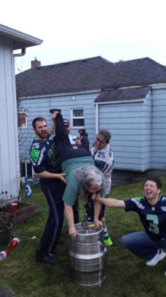 Elderly People Who Have Never Stopped Partying