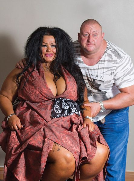 The Crazy Lady Who Turned Herself into a Living Caricature