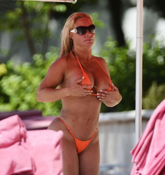 Ice T and Coco Austin on a Relaxed Beach Holiday