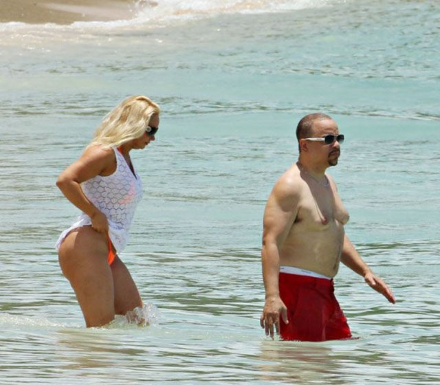 Ice T and Coco Austin on a Relaxed Beach Holiday