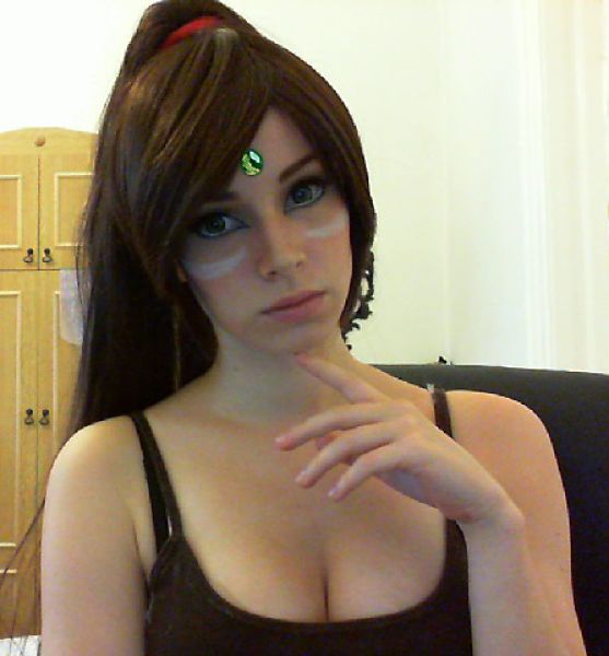 Enji Night Is One Sweet and Sexy Cosplay Girl