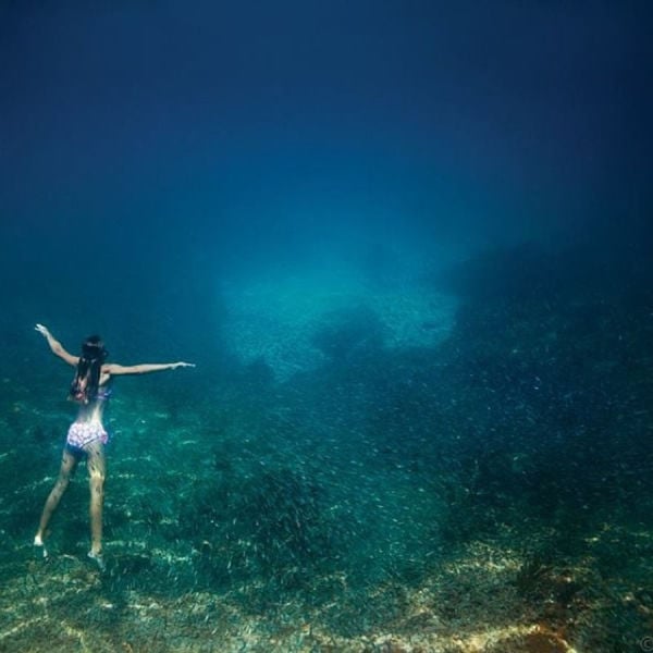 This Woman Could Be a Real Life Mermaid