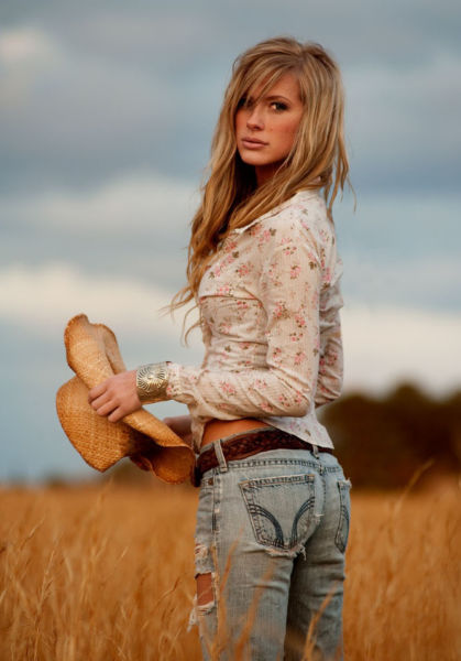 Country Bumpkins Have Their Own Sweet Sexiness