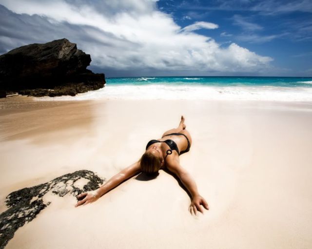 Sexy Ladies Looking Smoking Hot Outdoors