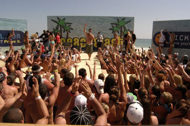 A Photo Flashback of Springbreak in the 90s