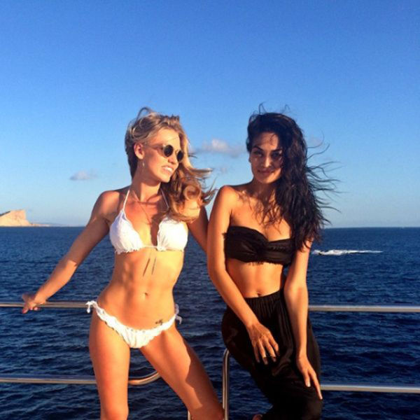 Beautiful Babes in Skimpy Bikinis