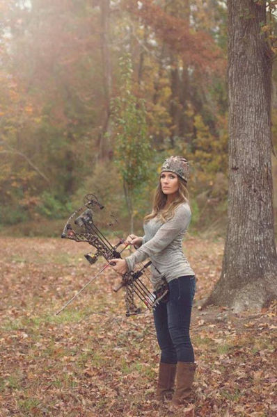 Sexy Archery Girls Shooting Away