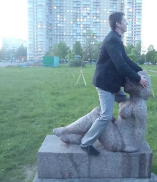 Some People Can Turn Statues and Sculptures into Something Vulgar