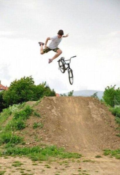 Painful Moments That Were Perfectly Caught on Camera