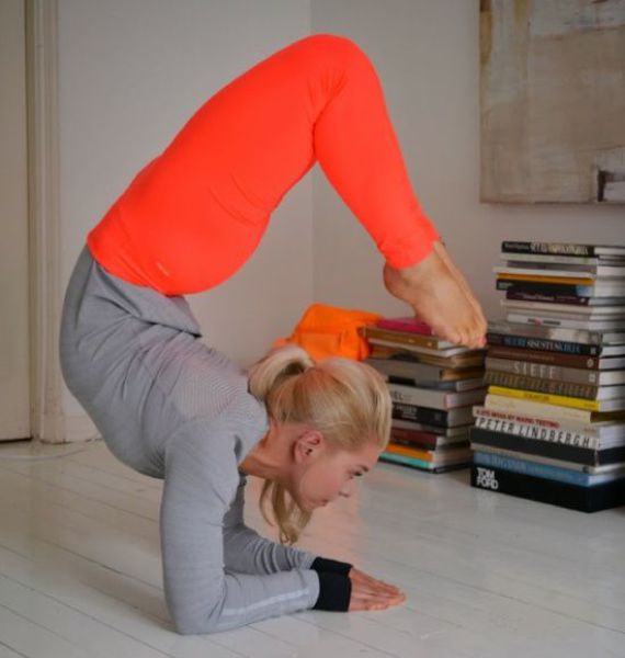 Sexy Fit Girls Make Strong Look Beautiful