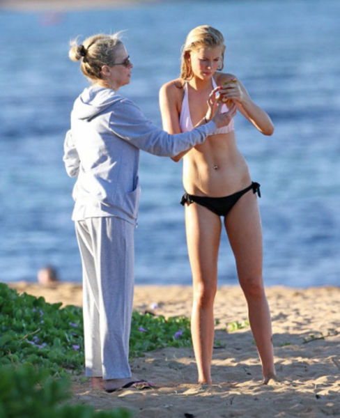 Ireland Baldwin Is One Sexy Beach Babe