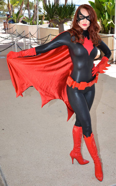 Hot Girls Who Make Cosplay Look Sexy