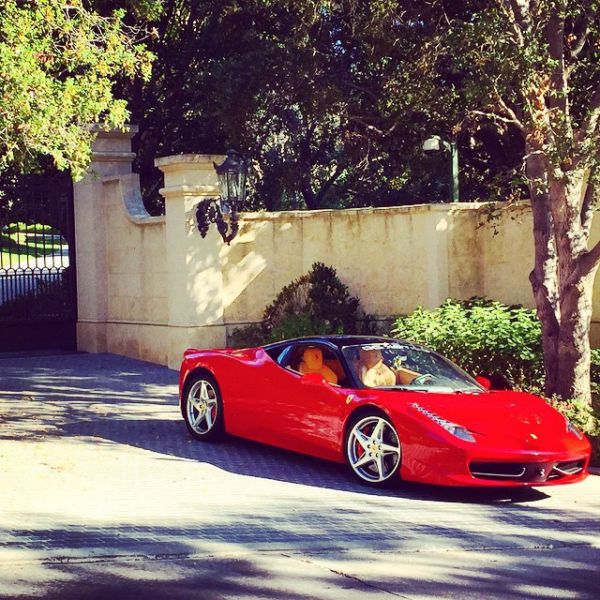 This Is What Really Goes on in the Playboy Mansion