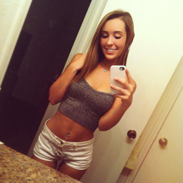 Hot Girls Rock Their Short Shorts